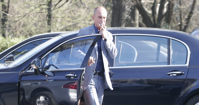 Bucsaru se afisa odinioara numai in automobile de lux