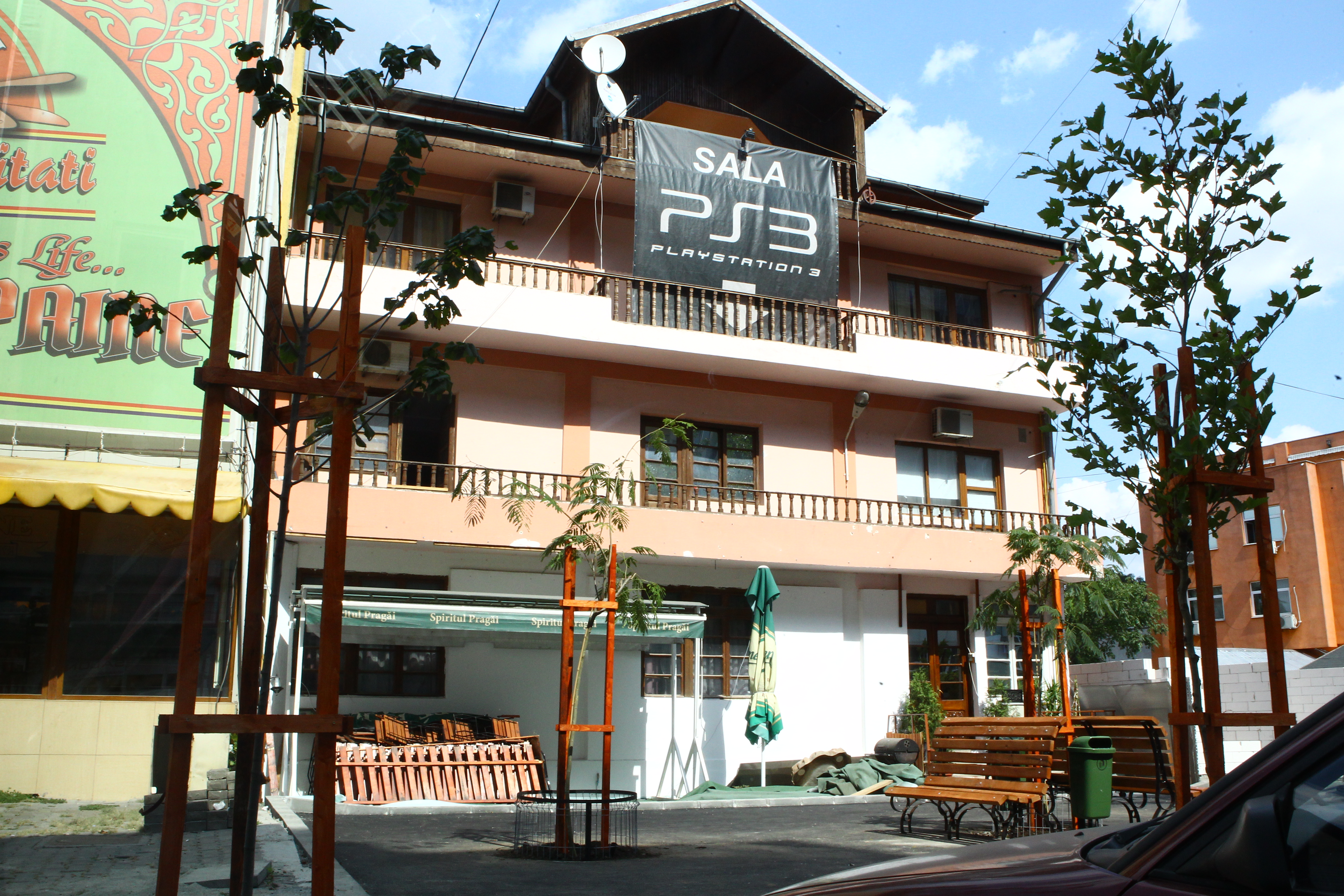 S-a ales praful de terasa lui Florin Huidu