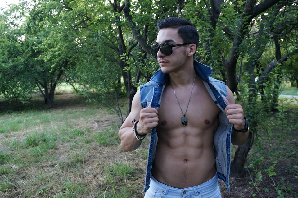 Desi are doar 22 de ani, Costin lupta pentru inima Oanei