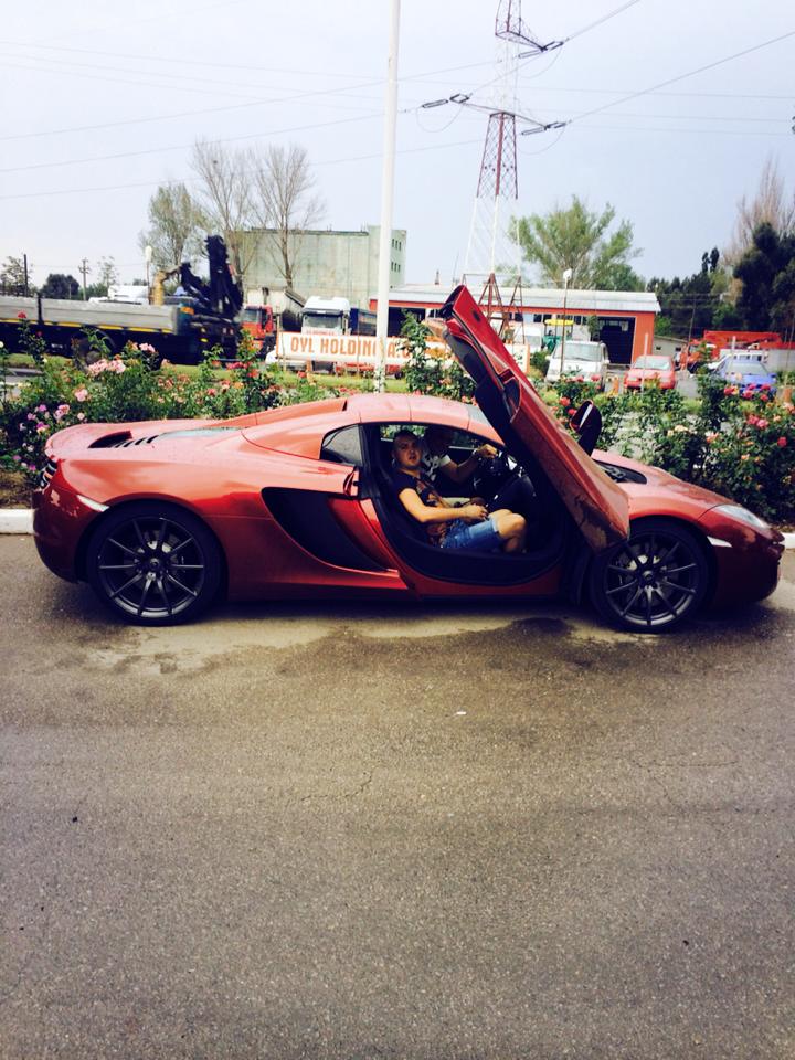 Ceterasul si-a cumparat un bolid care atrage toate privirile