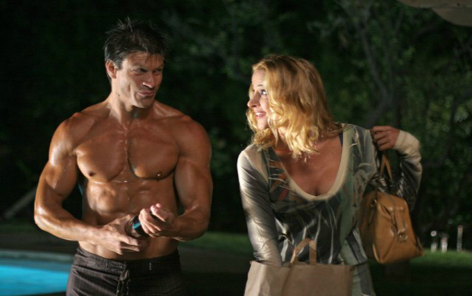 Actorul asemuit cu Stallone va veni la Bucuresti in cursul zilei de joi