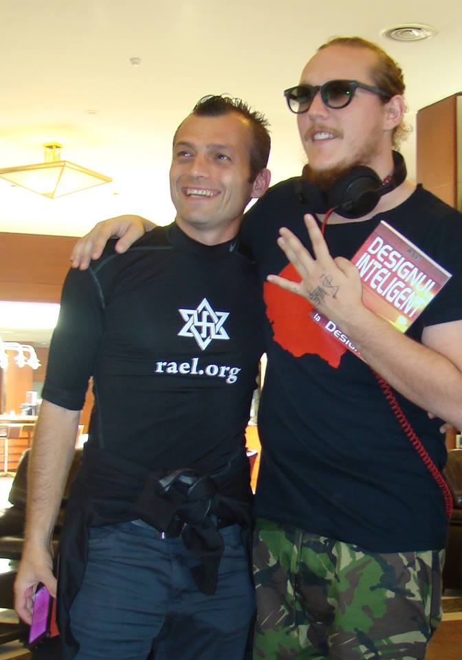 What's Up a fost abordat de liderul comunitatii raeliene din Romania