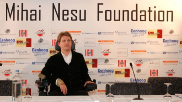 In trecut, Mihaita Nesu a infiinta o fundatie menita sa-i ajte pe copiii cu probleme locomotorii