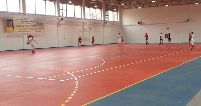 Sala de sport a Liceului C.A. Rosetti este cea mai mare din Capitala