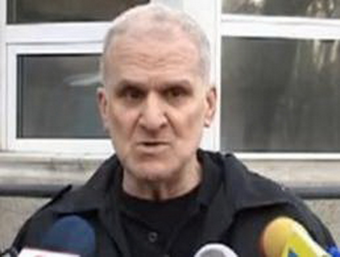 Meir a avut de suferit de pe urma unui coleg de celula