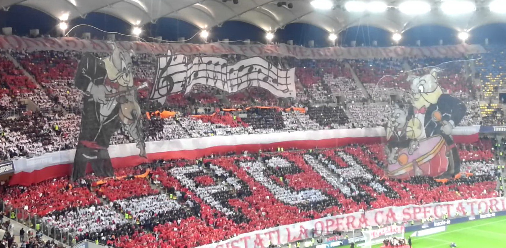 Dinamovistii au facut spectacol in peluza la ultimul meci contra Stelei