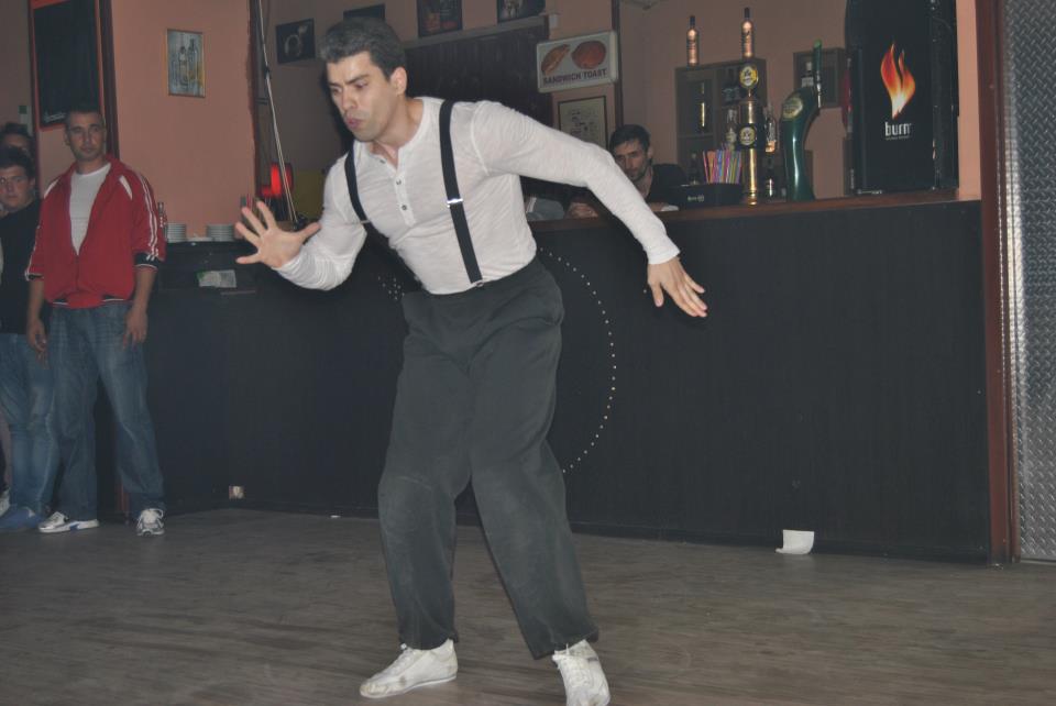 Mihai este nevoit sa renunte o perioada la dans