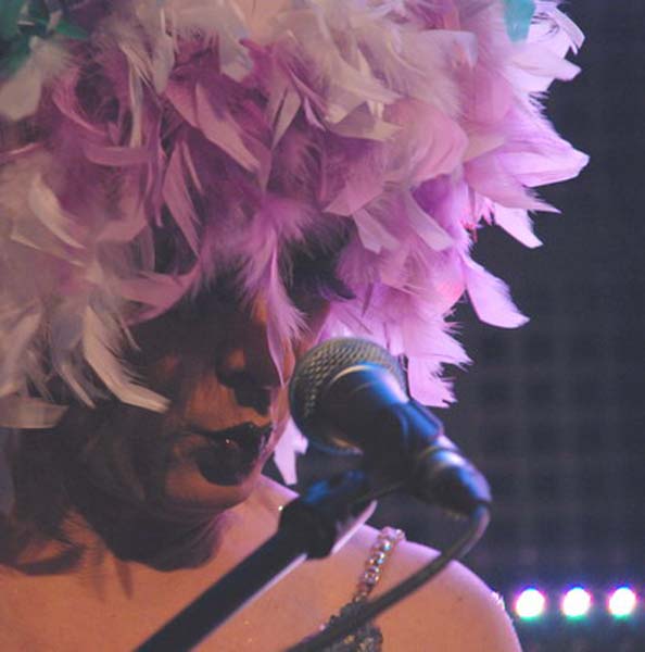 Actorul a fost printre primii travestiti din Romania