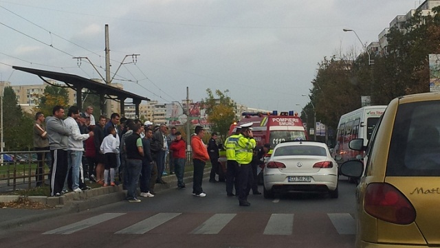 Tanara a fost lovita chiar pe trecerea de pietoni