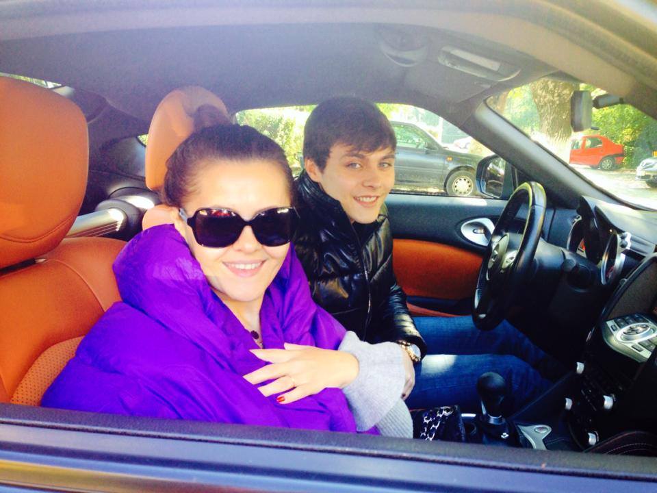 Vlad i-a demonstrat mamei ca s-a cumintit si a primit... o masina