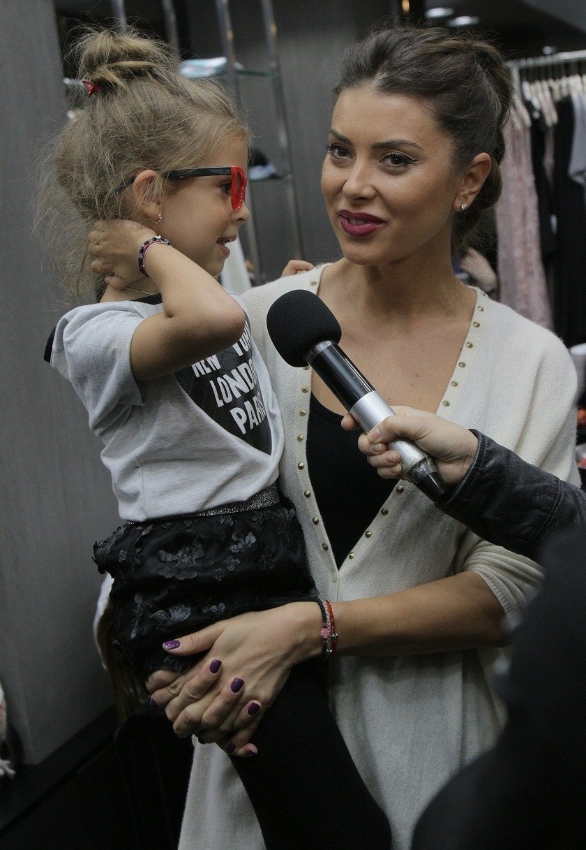 Laura Teodoru radiaza de cand s-a impacat cu capitanul nationalei