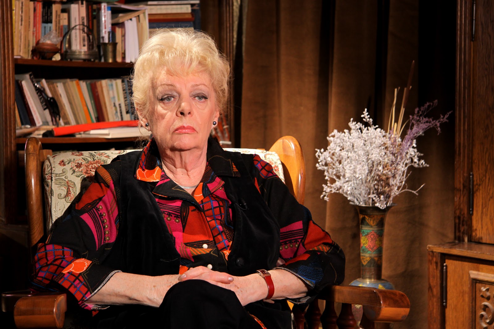 Ileana Stana Ionescu a pierdut 20.000 de euro dupa ce a fost pacalita de brokeri falsi