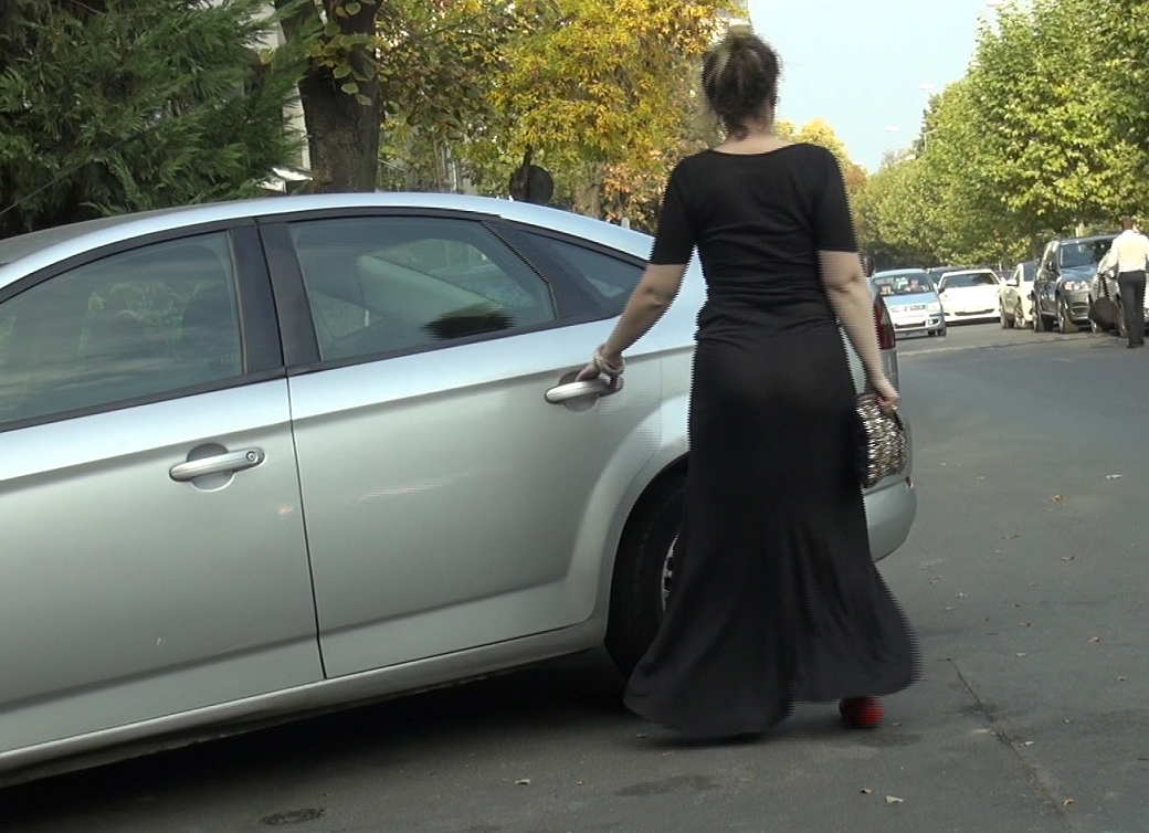 Rochia aleasa de nevasta lui Lis era transparenta