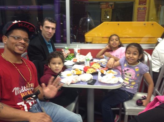 Romanul si-a facut prieteni in America