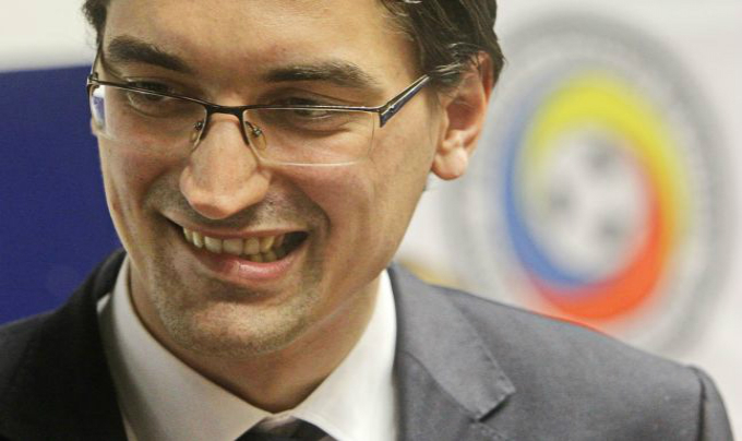 Razvan Burleanu cauta inlocuitor pentru Victor Piturca