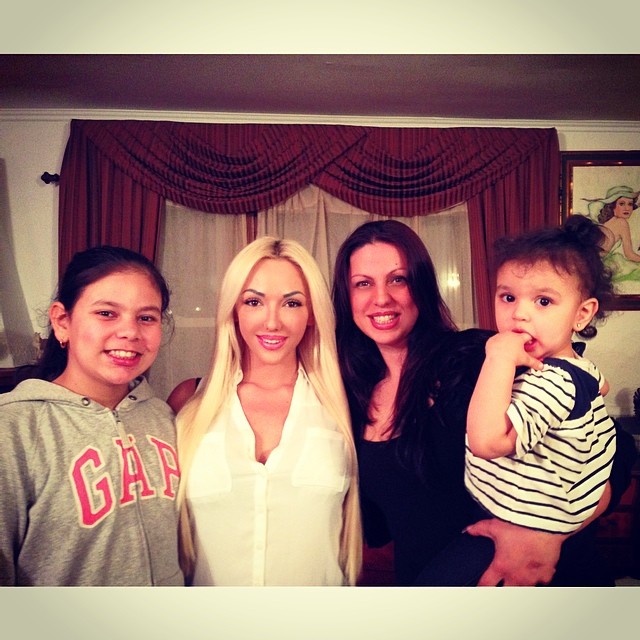 Alexandra a ingropat securea razboiului cu sora ei, Florina