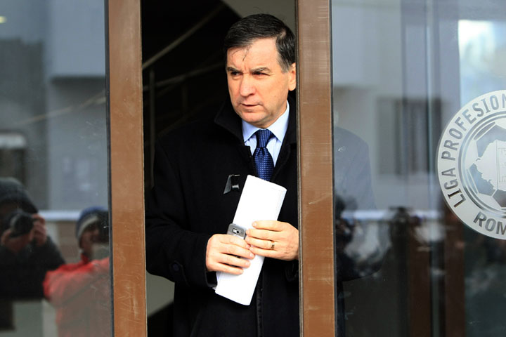 Valeriu Argaseala a primit scrisoarea de la Nesu prin care fostul jucator de la Steaua isi cerea drepturile financiare