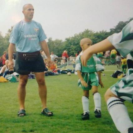 Tatal fotbalistului a provocat un accident