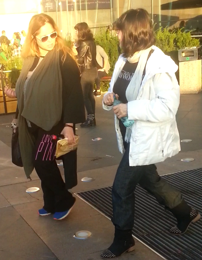 Anca Badiu si-a cumparat un produs de patiserie frantuzeasca si o sticla de cola, interzise total la dieta