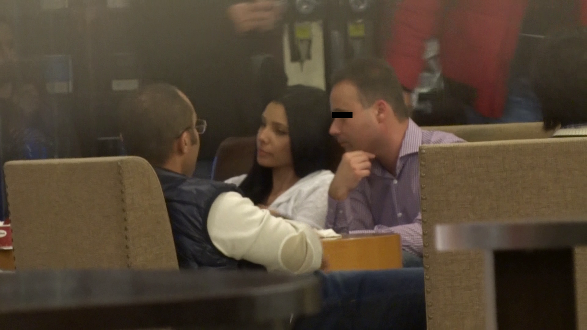 Corina Caragea parea destul de absenta la discutie