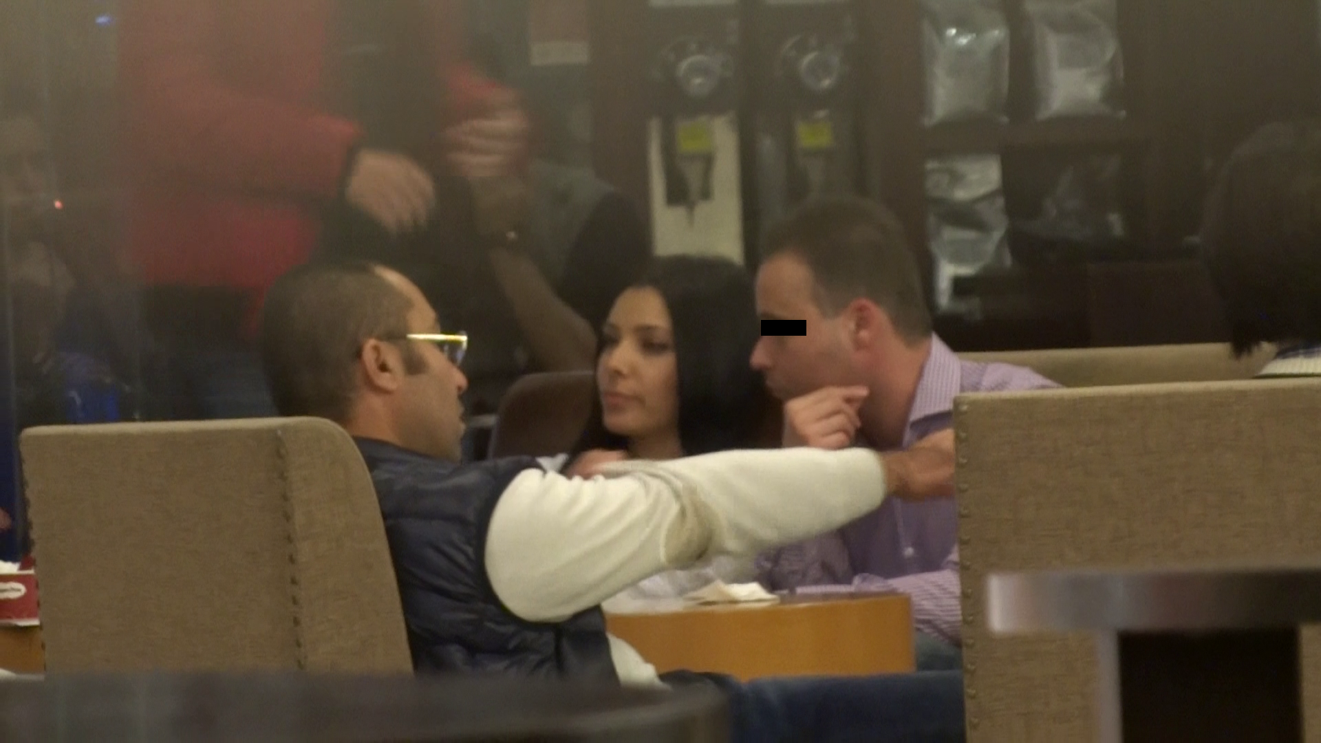 Corina e din ce in ce mai trista in ultima perioada