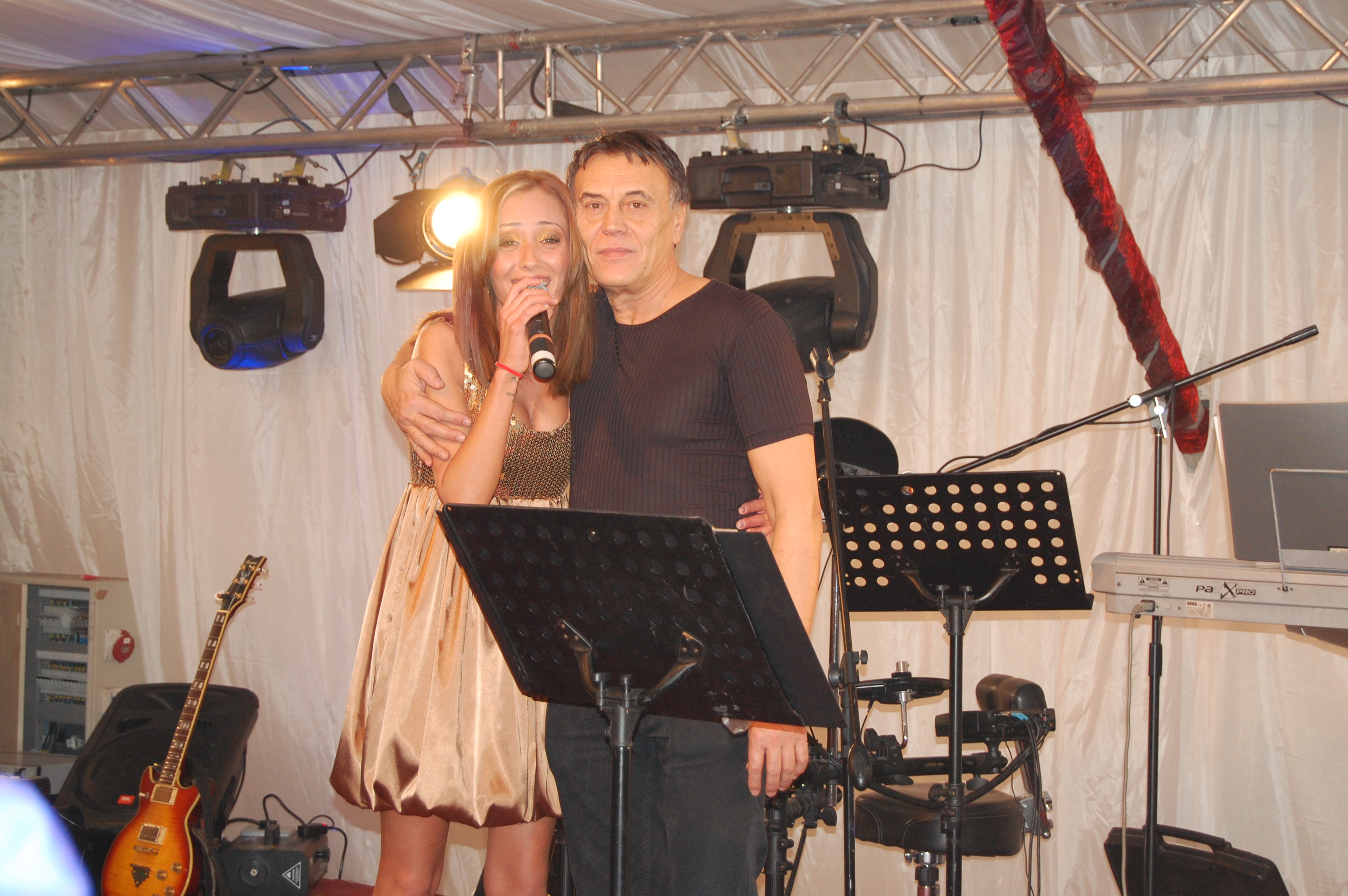 Nidia impreuna cu al doilea 