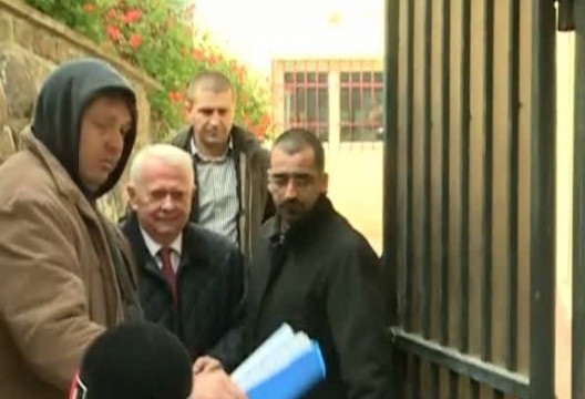 Viorel Hrebenciuc isi va duce pana la capat mandatul de arestare