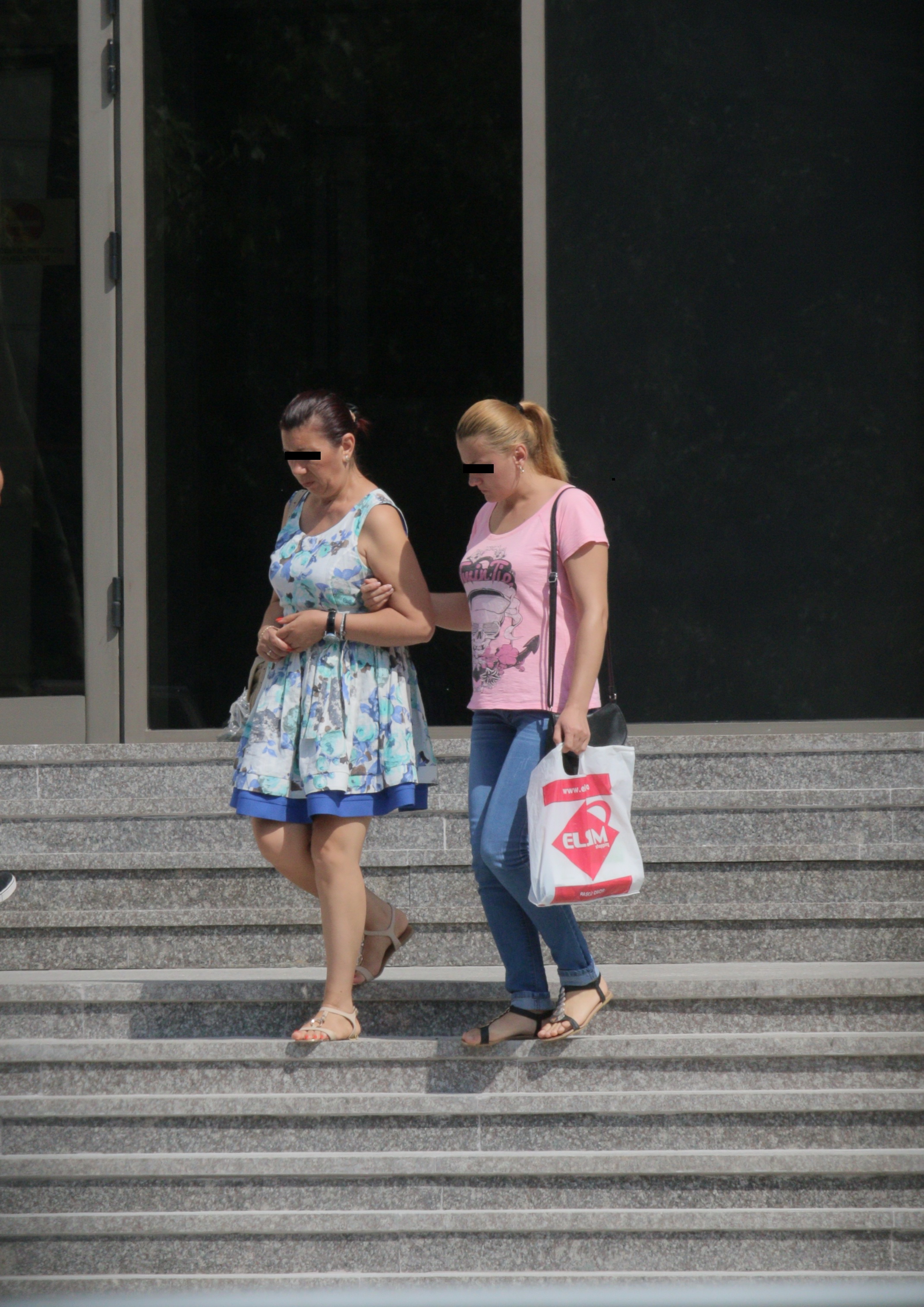 Geta Molnar nu se poate deplasa decat insotita de fiica ei