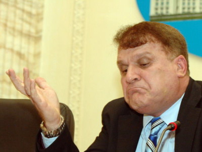 Fostul deputat executa sapte ani de inchisoare pentru mai multe inselaciuni