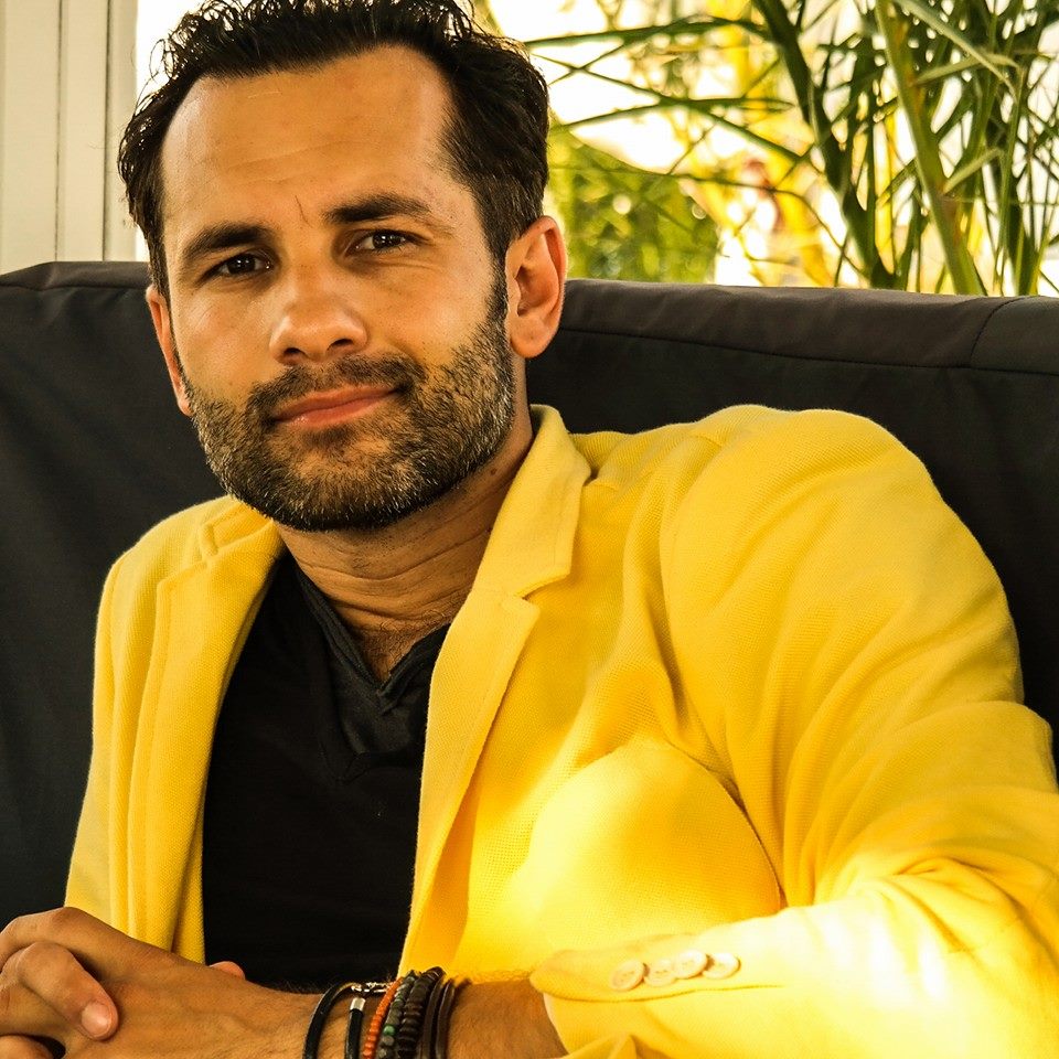 Burlacul este implicat in afaceri imobiliare