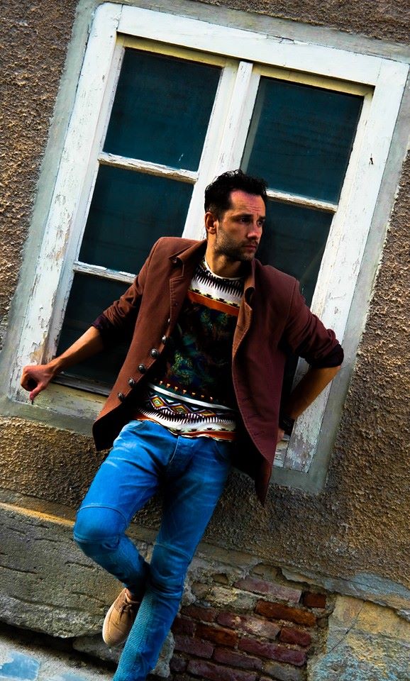 Burlacul si-a facut un portofoliu de fotografii 