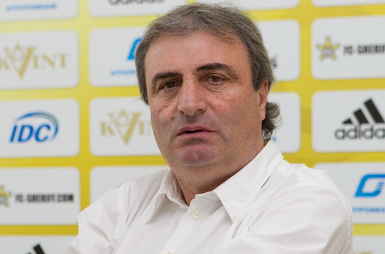 Dupa ce a plecat de la Steaua, Mihai Stoichita a acceptat sa antreneze in Kuweit