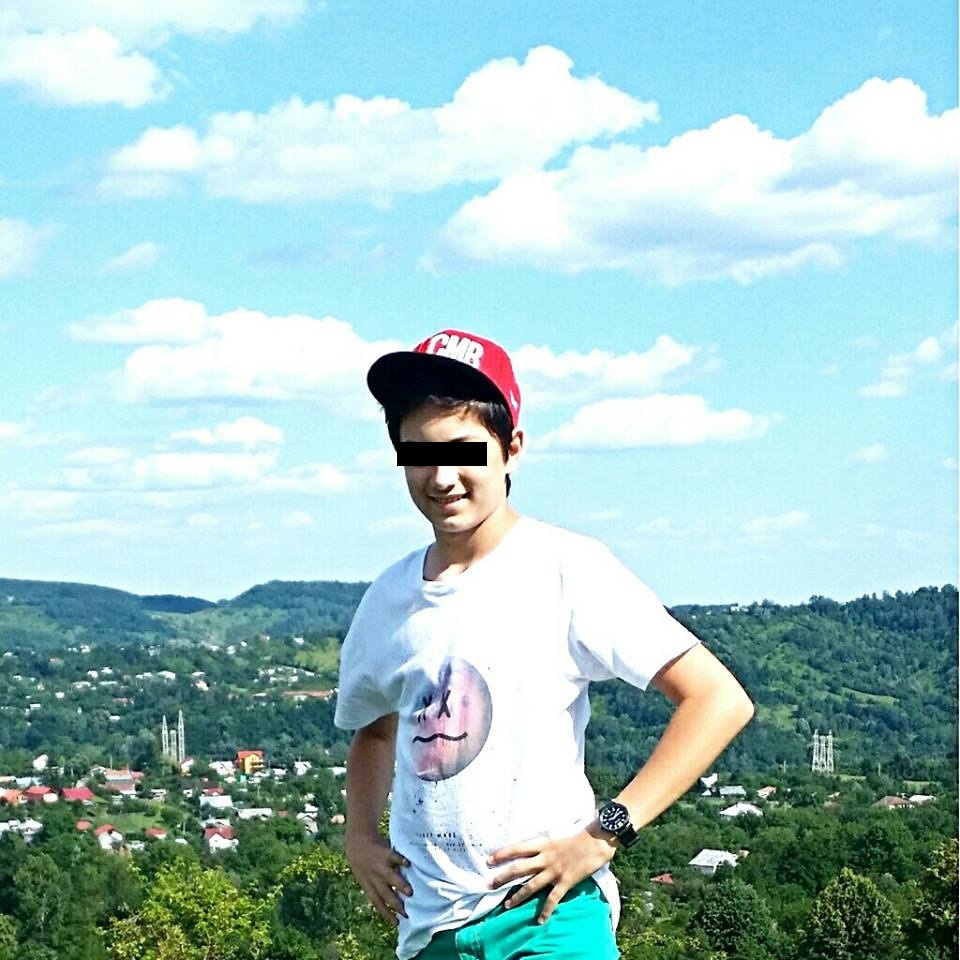 Fiul cantaretului nu si-a vazut fiul pana la varsta de 15 ani