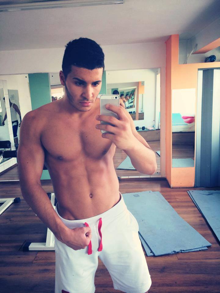 El este Dani, fiul de 16 ani al lui Sile