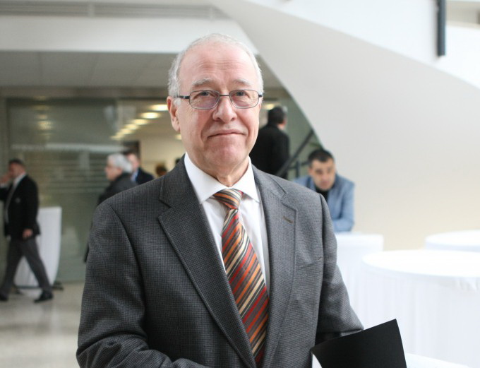 Constantin Anghelache este presedintele executiv de la Dinamo si mana dreapta a patronului Ionut Negoita