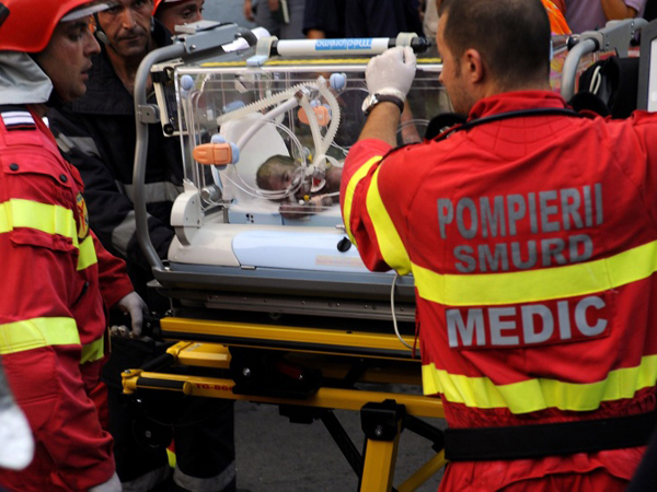 Trei dintre bebelusi au murit carbonizati foto: ziuanews.ro