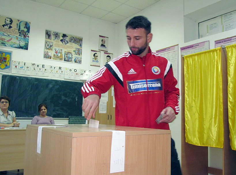 Capitanul Rat si-a exercitat, la randul lui, dreptul la vot