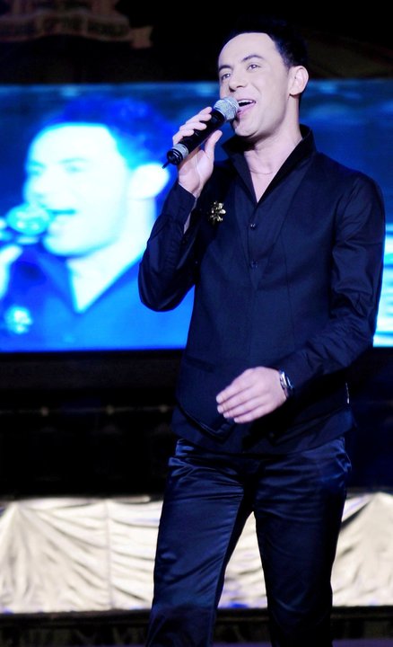 Mugur a acceptats a joace si in filme