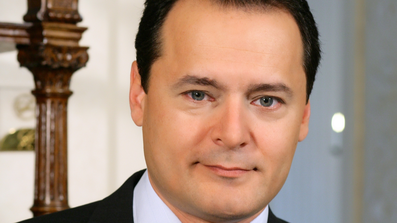 Marius Ghenea a divortat de sotie pentru amanta