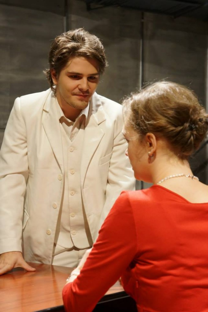 Daniel Ionescu a jucat deja in foarte multe piese de teatru, alaturi de cei mai mari actori din Romania