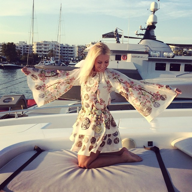 Fiica lui Ioan Rus calatoreste fara sotul ei