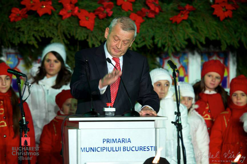Sorin Oprescu, primarul Capitalei, la editia de anul trecut a targului