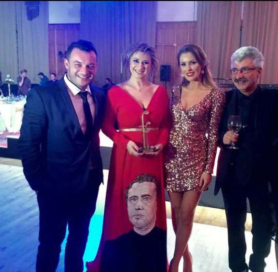 Ana Maria Prodan este mandra de rochia ei