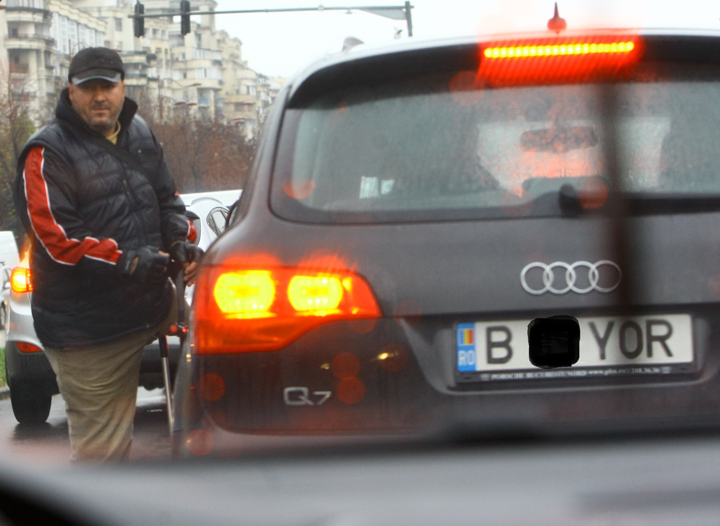 Iordanescu a fost darnic cu un cersetor