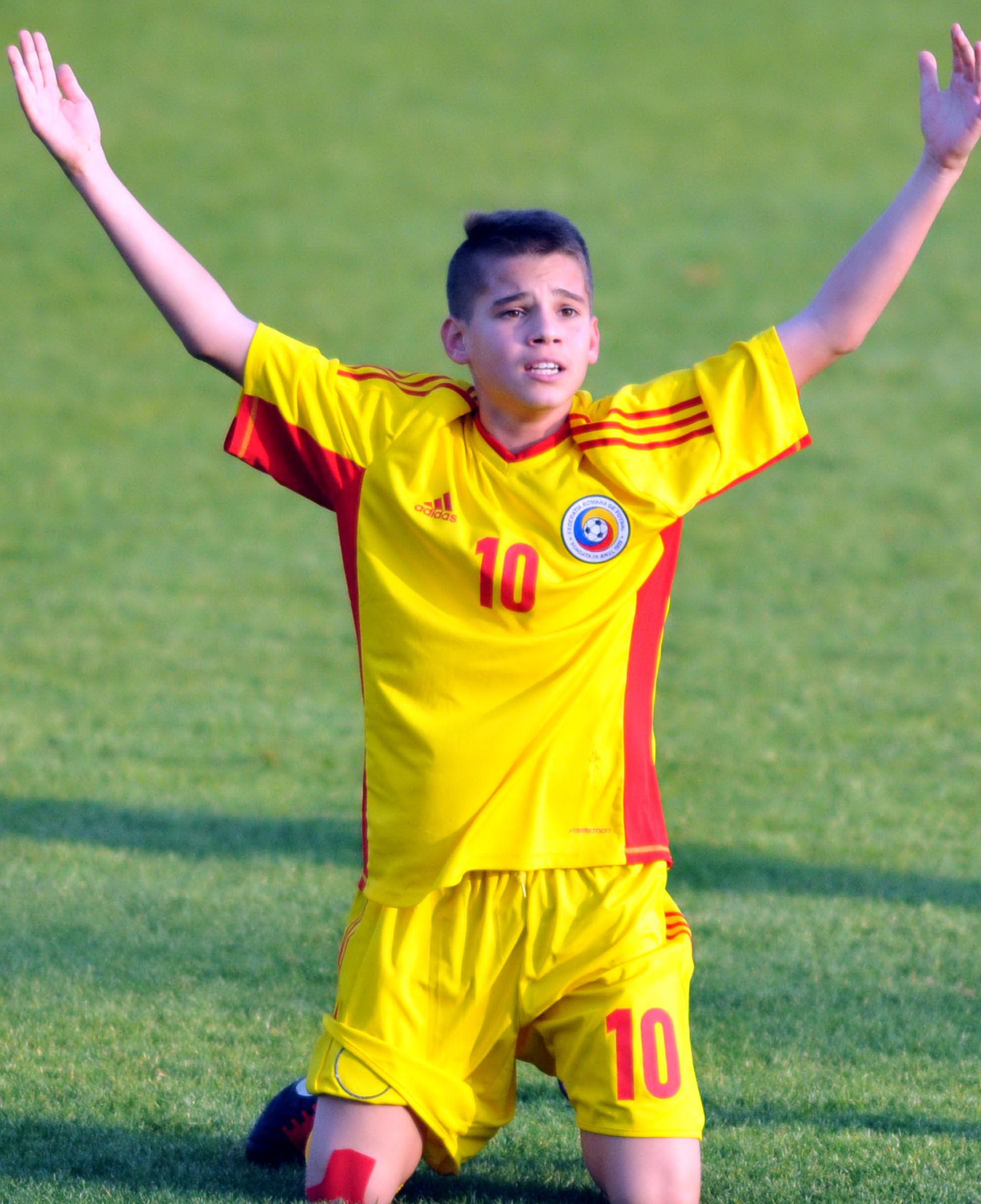 Ianis Hagi este international de juniori