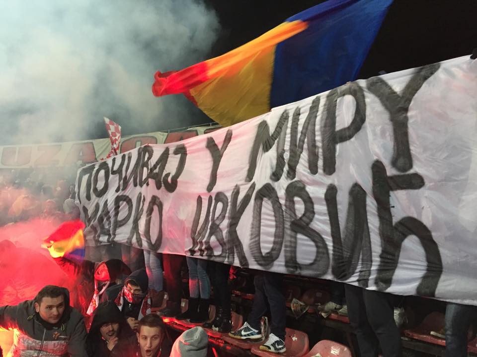 Dinamovistii au arborat mesajul in timpul meciului cu Petrolul