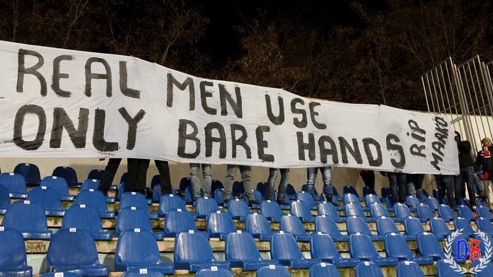 Stelistii au arborat mesajul pe stadionul din Botosani