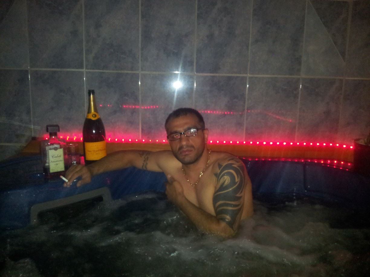 Robert a fost retinut de politisti ca principal suspect