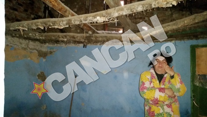 Alina plange disperata in fiecare zi