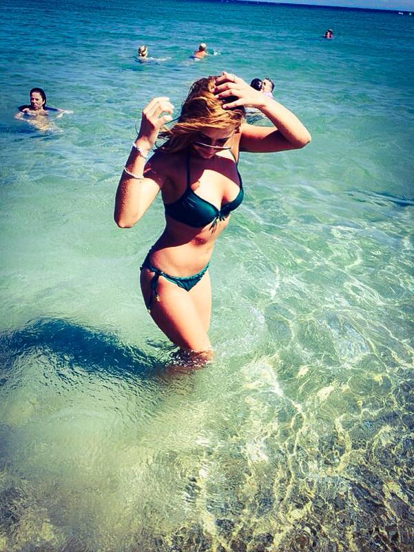 Imaginile cu Alina in costum de baie au facut furori pe internet